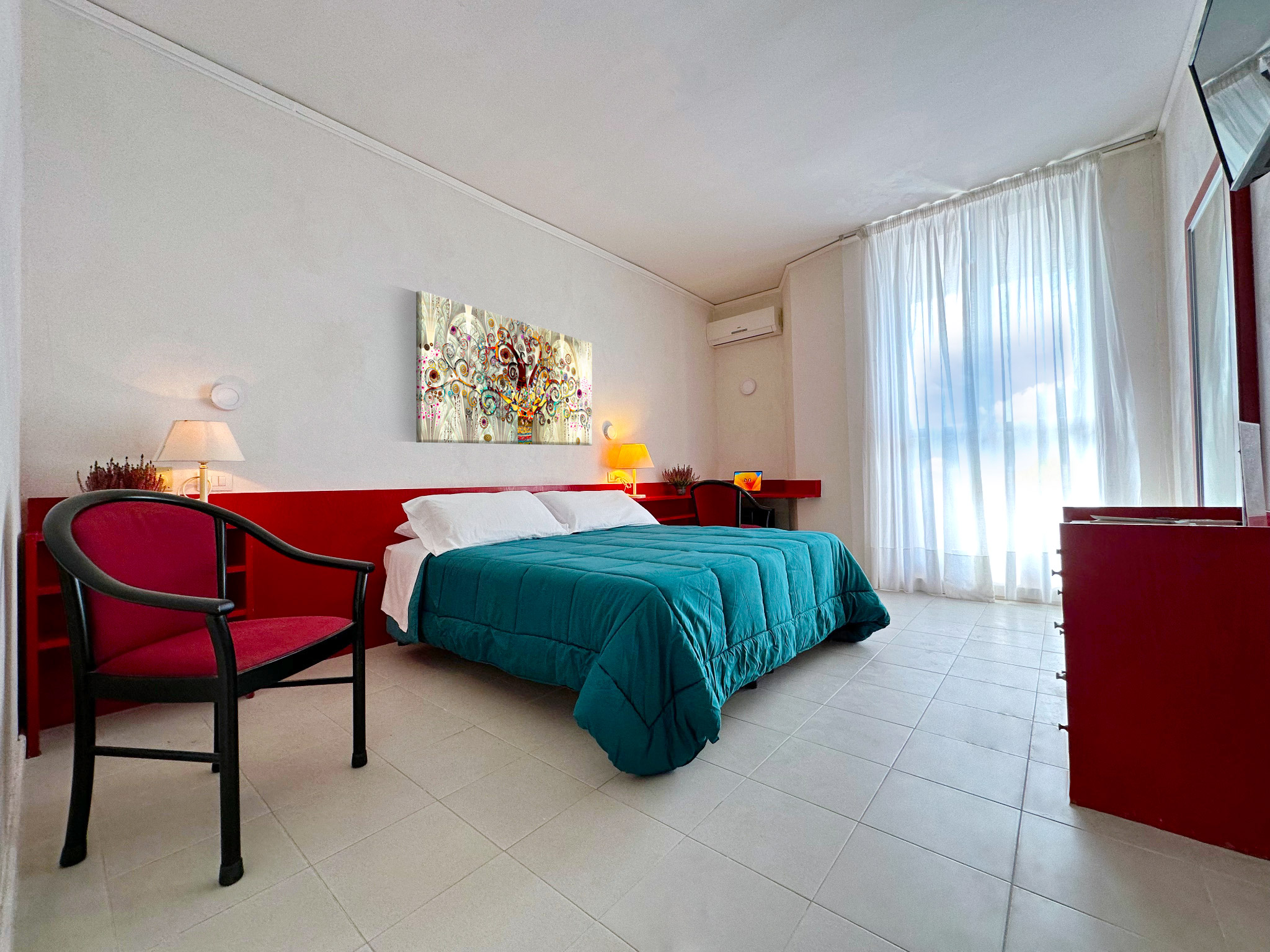 EraOra Hotel Village